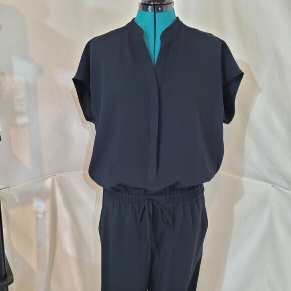 Aritzia Babaton Donnie Black Short Sleeve Jumpsuit - Size Large - Picture 5 of 12